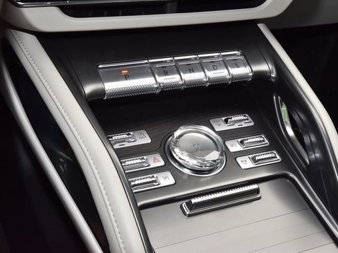 New 2026 Lincoln Nautilus Reserve AWD/4WD image 38