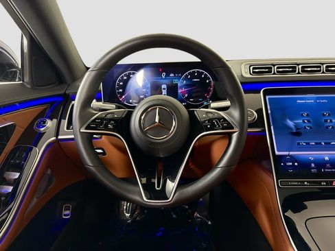Used 2023 Mercedes-Benz S 580 4MATIC Sedan image 24