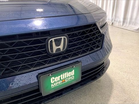 Used 2024 Honda Accord EX image 7