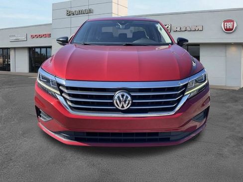 Used 2022 Volkswagen Passat 2.0T FWD image 8