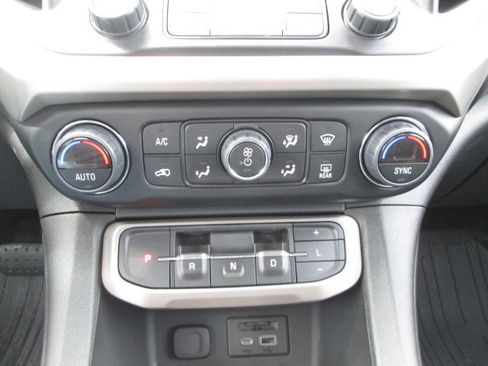 Used 2020 GMC Acadia Denali w/ LPO, Floor Liner Package image 24