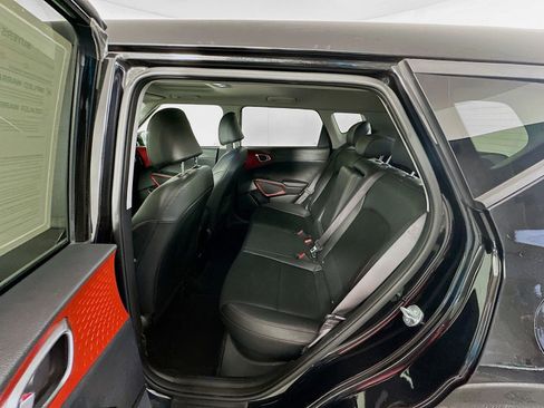 Used 2023 Kia Soul GT-Line FWD image 24
