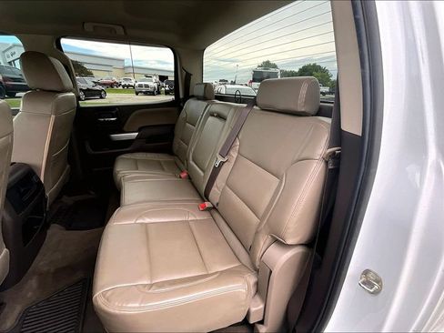Used 2018 Chevrolet Silverado 1500 LT w/ All Star Edition AWD/4WD image 23
