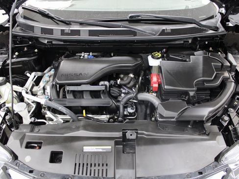 Used 2020 Nissan Rogue Sport S image 7