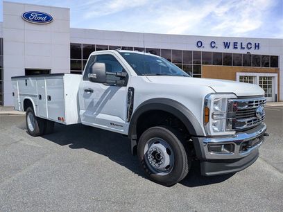New 2026 Ford F550 4x4 Regular Cab Super Duty w/ XL Chrome Package