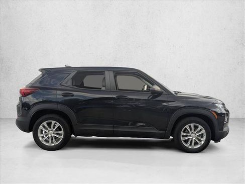 Used 2021 Chevrolet TrailBlazer LS FWD image 4