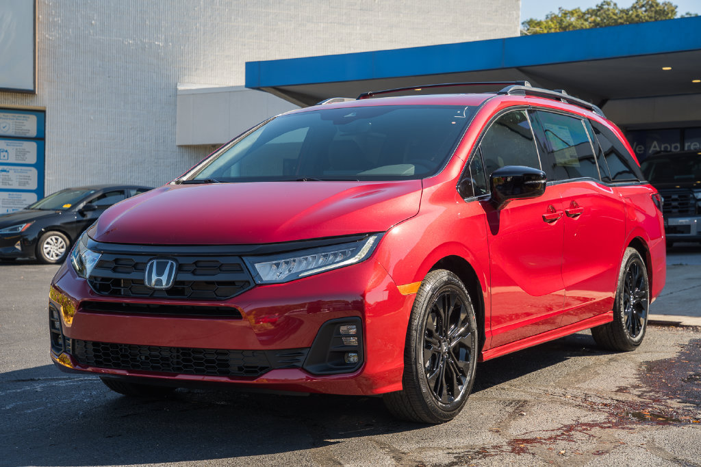New 2027 Honda Odyssey Sport-L image 3