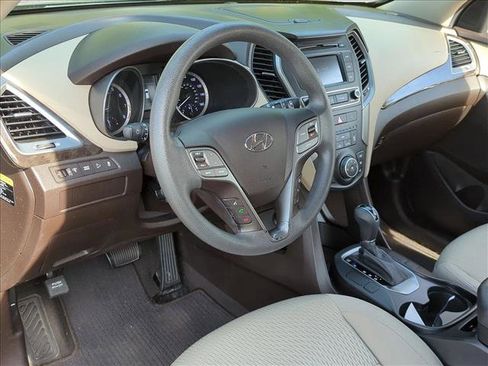 Used 2018 Hyundai Santa Fe Sport FWD image 7