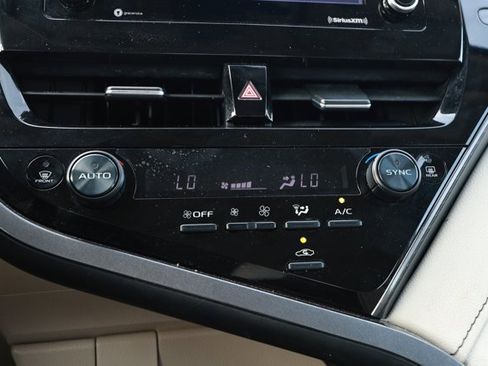 Used 2024 Toyota Camry LE image 18