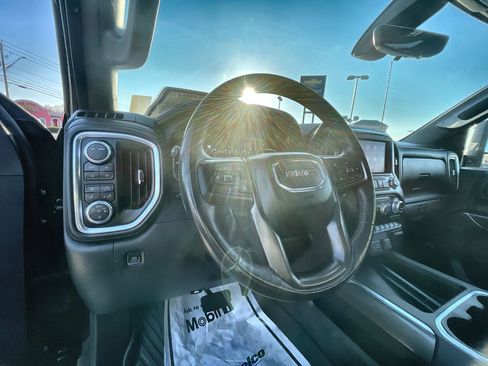 Used 2023 GMC Sierra 2500 AT4 w/ AT4 Premium Plus Package image 10