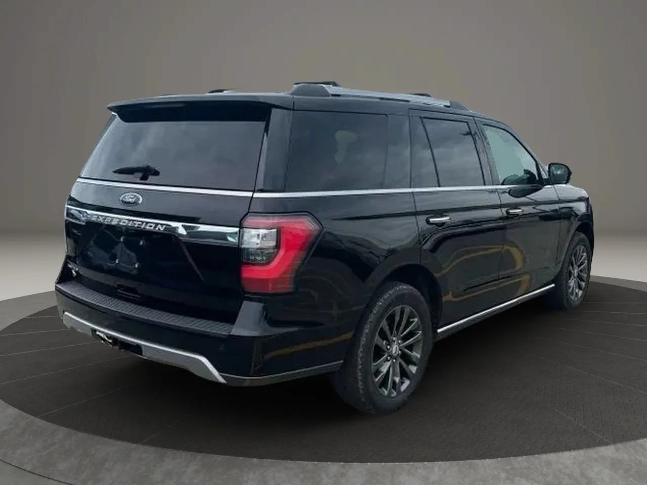 Used 2020 Ford Expedition Limited AWD/4WD image 5