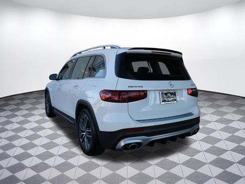 Used 2025 Mercedes-Benz GLB 35 AMG 4MATIC image 3