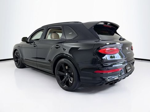 Used 2021 Bentley Bentayga AWD/4WD image 5