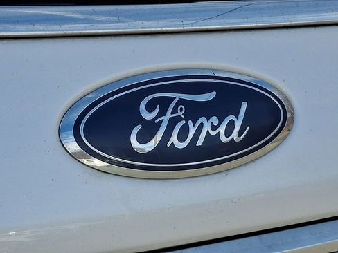 Used 2019 Ford Expedition Platinum image 30