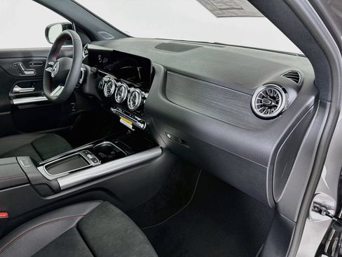 New 2026 Mercedes-Benz GLA 250 4MATIC image 31