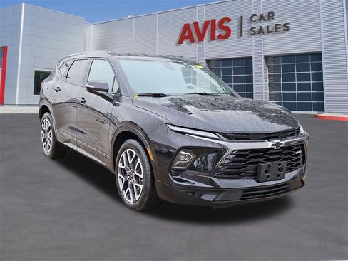 Used 2025 Chevrolet Blazer RS image 9