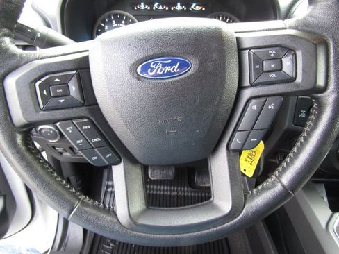 Used 2019 Ford F150 XLT w/ Equipment Group 302A Luxury image 18