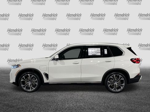 Used 2026 BMW X5 xDrive50e w/ Climate Comfort Package AWD/4WD image 5