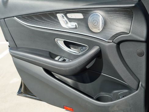 Used 2022 Mercedes-Benz E 450 4MATIC Sedan image 20