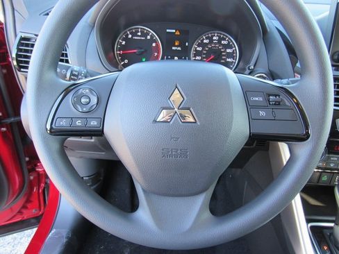 New 2026 Mitsubishi Eclipse Cross LE image 18