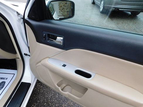 Used 2010 Mercury Milan Premier image 11