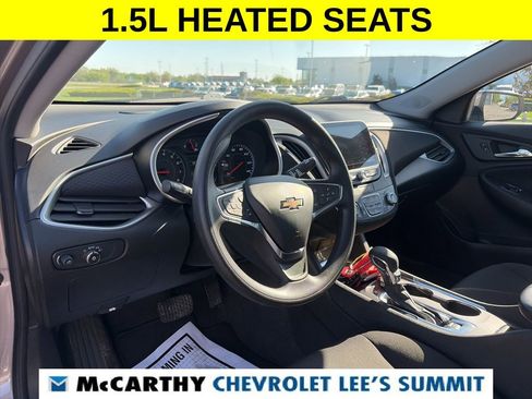 Used 2025 Chevrolet Malibu LT FWD image 46