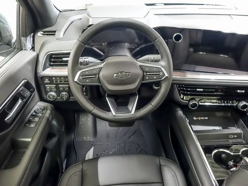 New 2026 Chevrolet Suburban Z71 w/ Z71 Off-Road Package image 14