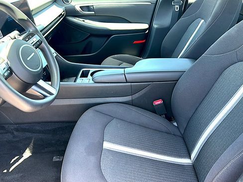 Used 2025 Hyundai Sonata SEL FWD image 13