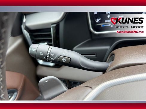 Used 2023 GMC Sierra 1500 Denali AWD/4WD image 11