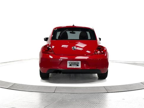 Used 2014 Volkswagen Beetle 2.5 image 8