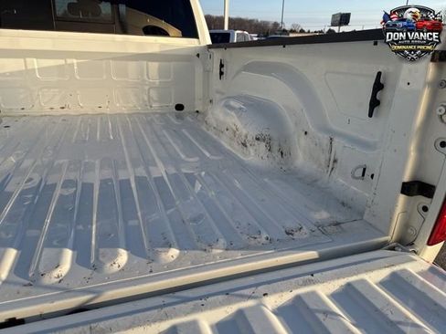 Used 2024 RAM 2500 Laramie AWD/4WD image 36