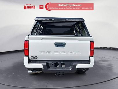 New 2025 Toyota Tacoma SR5