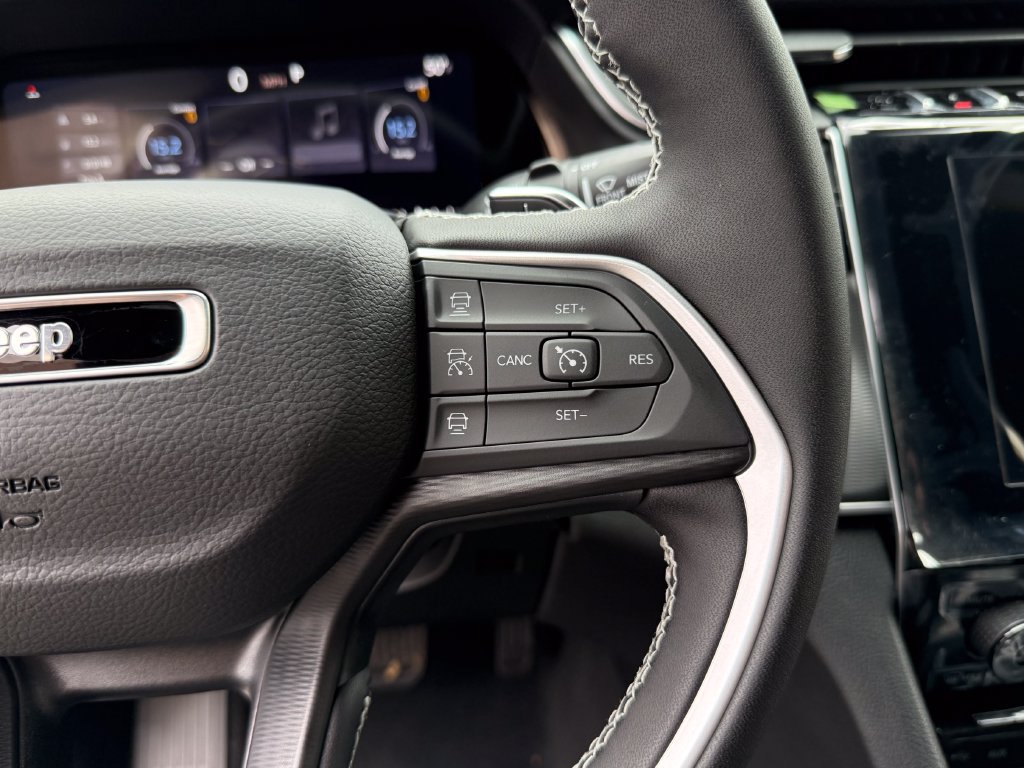New 2026 Jeep Grand Cherokee Laredo X AWD/4WD image 24