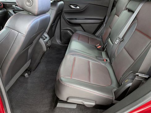 Used 2021 Chevrolet Blazer RS image 32