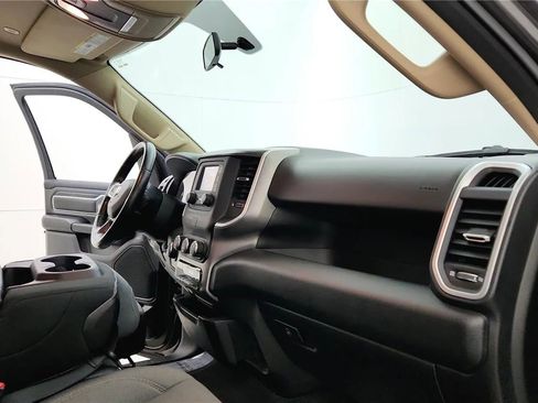 Used 2019 RAM 1500 Big Horn image 35