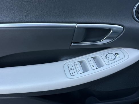 Used 2023 Hyundai Sonata SEL image 13