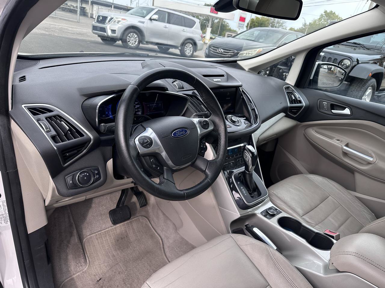 Used 2013 Ford C-MAX SEL FWD image 14
