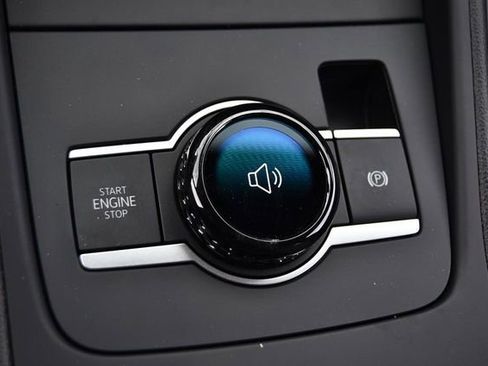 New 2026 Volkswagen Tiguan SE R-Line image 17