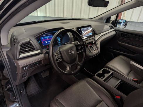 Used 2020 Honda Odyssey EX-L image 3