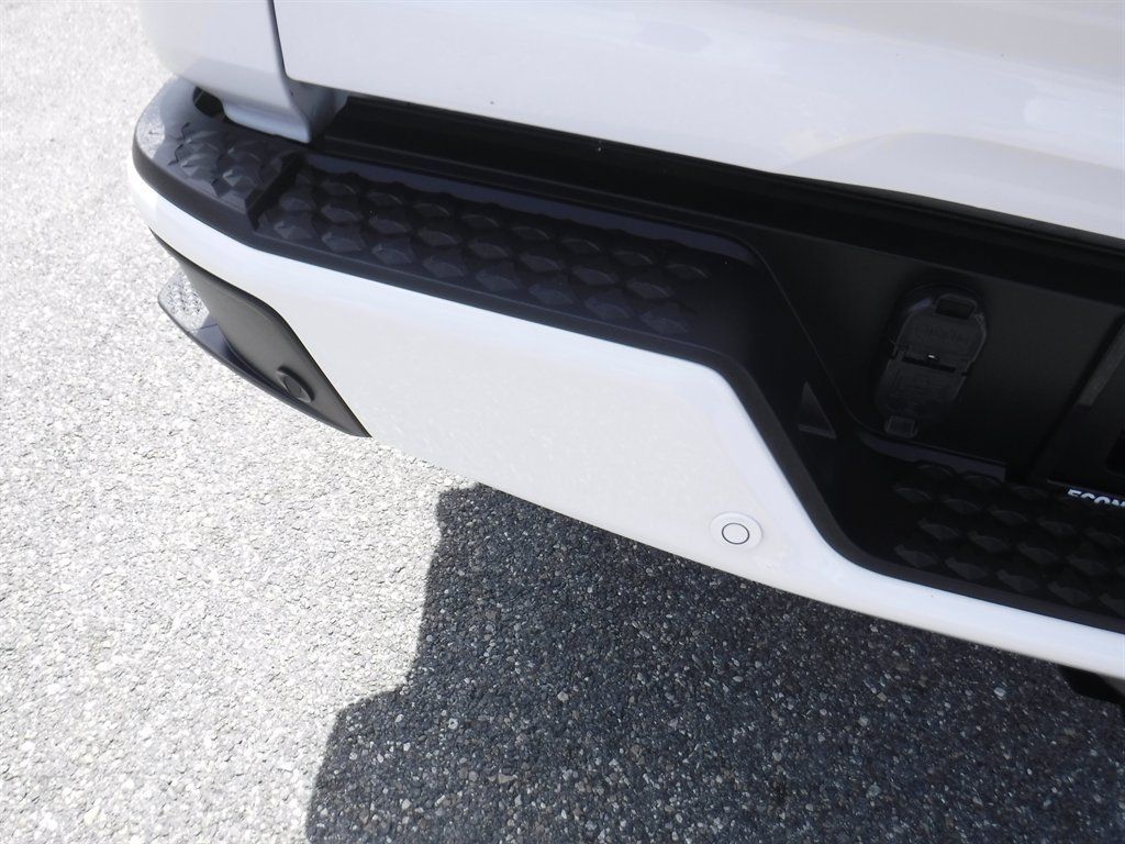 Used 2025 GMC Canyon Elevation w/ Convenience Package AWD/4WD image 10