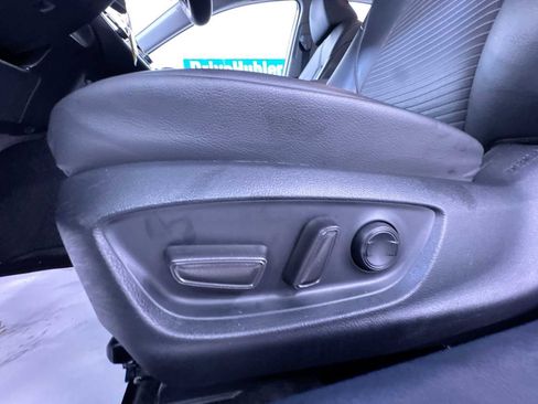 Used 2024 Toyota Camry SE FWD image 13