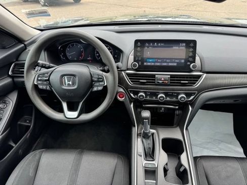 Used 2019 Honda Accord EX image 17