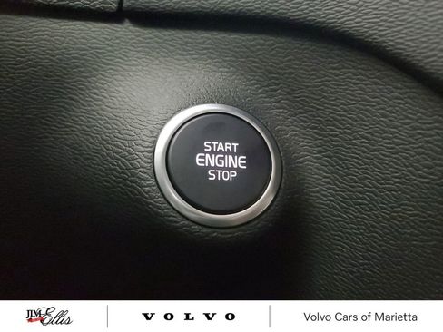 New 2026 Volvo XC40 B5 Core image 34