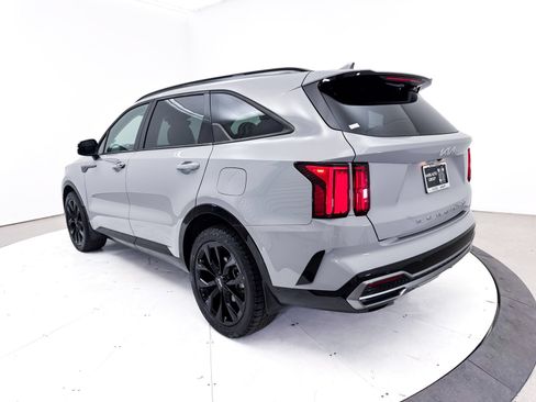 Used 2022 Kia Sorento SX FWD image 17