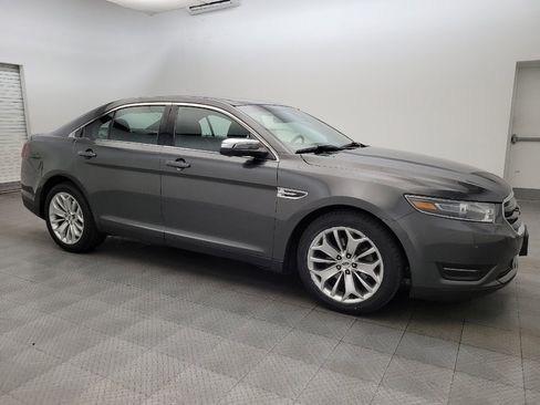 Used 2019 Ford Taurus Limited image 11