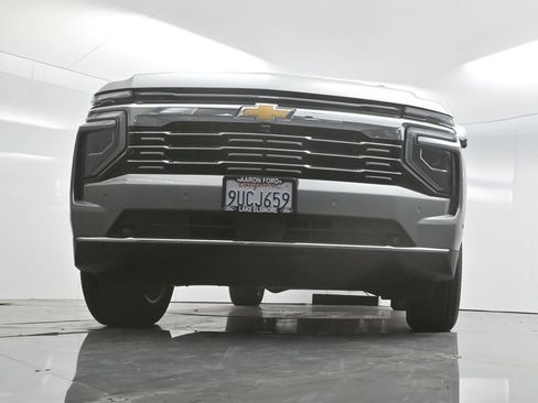 Used 2025 Chevrolet Suburban Premier image 51