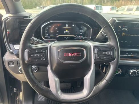Used 2023 GMC Sierra 1500 Elevation AWD/4WD image 13