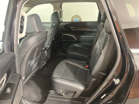 Used 2023 Kia Telluride S w/ S Sunroof Package AWD/4WD image 13