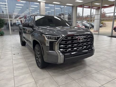 Used 2024 Toyota Tundra Platinum image 3