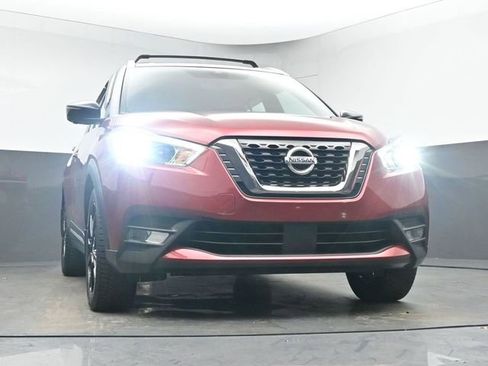 Used 2020 Nissan Kicks SR w/ SR Premium Package image 28
